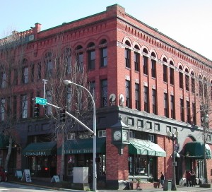 3 cob mason frieze142 (300 x 272) 12th Street facade were created as a round-arched portal
