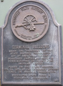 1 terminal hd cropped (219 x 300)